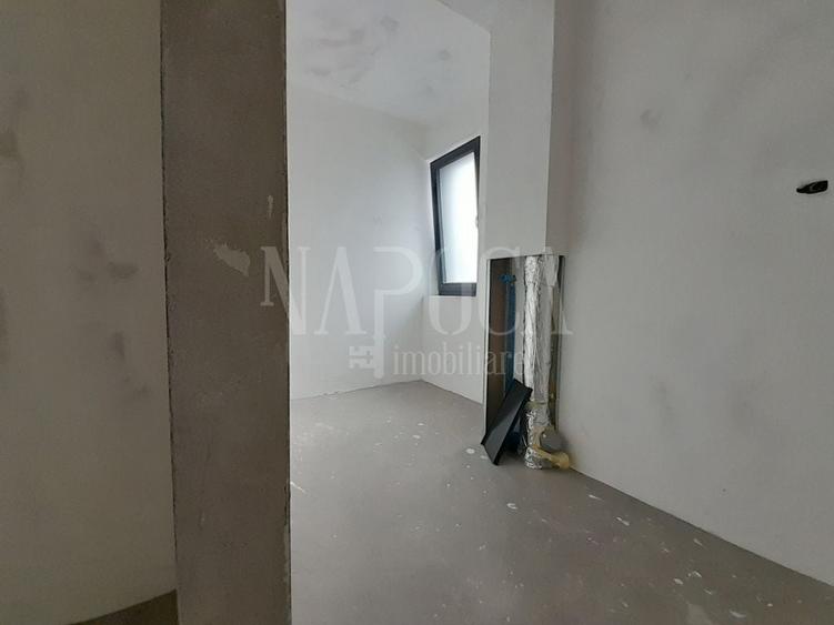 Casă individuală cu 6 camere cu Canalizare în Cantemir