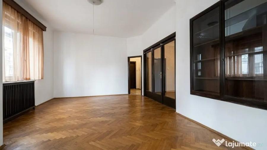 Apartament cu 4 camere decomandat în Rosetti