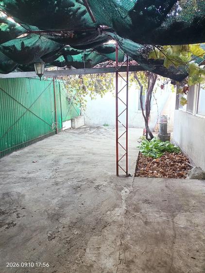 Casă cu Teren 260 Mp în Brătianu