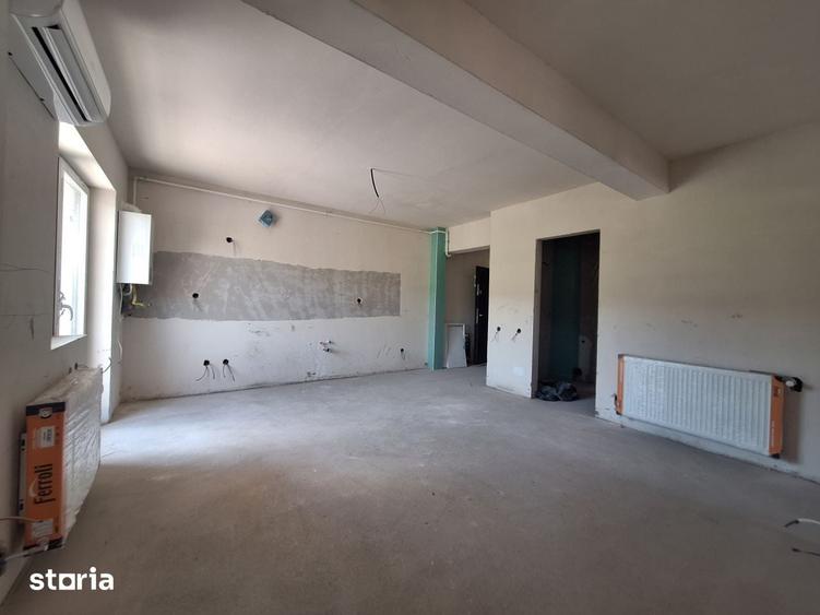 Apartament cu 3 camere semidecomandat în Florești — fotografia 3