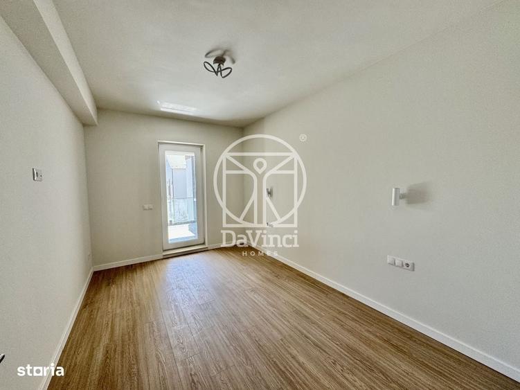 Apartament cu 3 camere decomandat în Cristian
