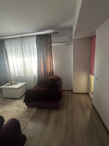 Apartament cu 2 camere decomandat, mobilat în Metalurgiei