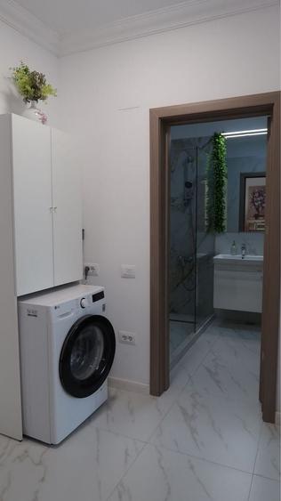 Apartament cu 2 camere decomandat în Palazu Mare