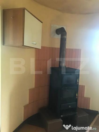 Casă cu 5 camere cu Teren 600 Mp în Central