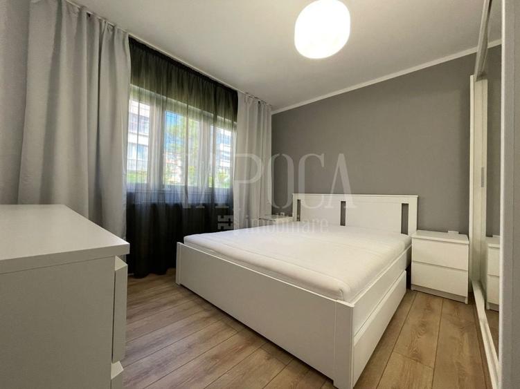 Apartament cu 3 camere semidecomandat în Între Lacuri