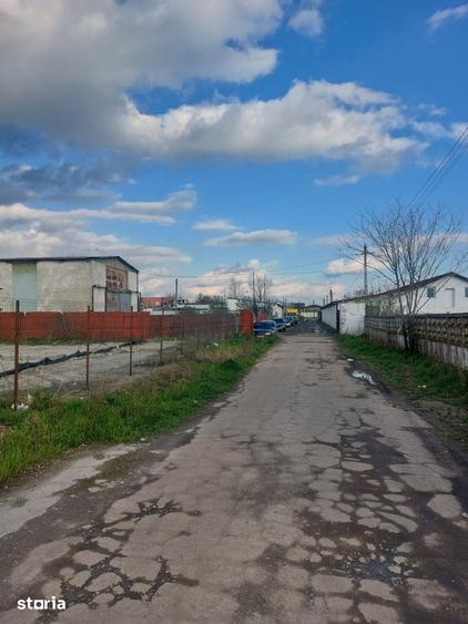 Teren de 2230 mp, în Central