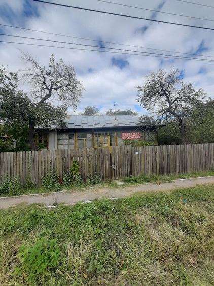 Casă cu 3 camere cu Teren 2640 Mp în Meri