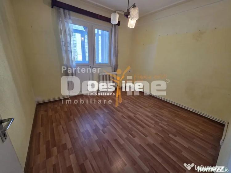 Apartament cu 2 camere decomandat în Mircea cel Bătrân
