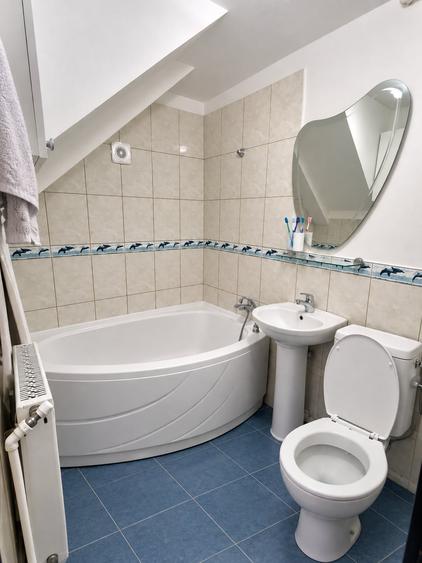 Apartament cu 2 camere decomandat, mobilat în Nicolina