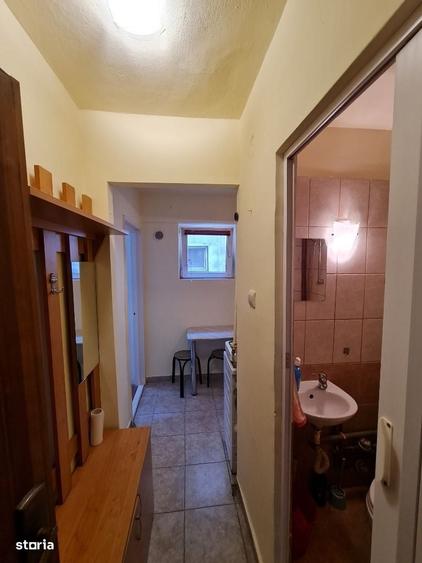 Inchiriez Garsoniera Zona Intim Podgoria Spitalul Judetean,Etaj 2. - 11