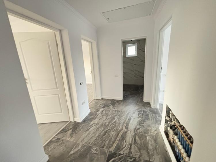 Duplex cu 4 camere cu Teren 300 Mp în Covaci