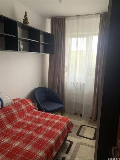 Apartament cu 3 camere semidecomandat, mobilat în Dâmbovița — fotografia 3