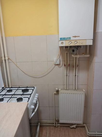Garsonieră decomandată în Calea București