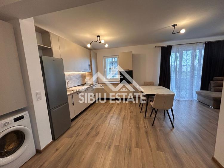 Apartament de vanzare cu 2 camere, etaj 1 bloc cu lift - 2