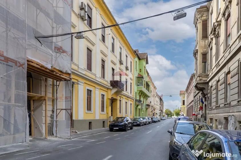Spațiu comercial, de 76 mp, în Central