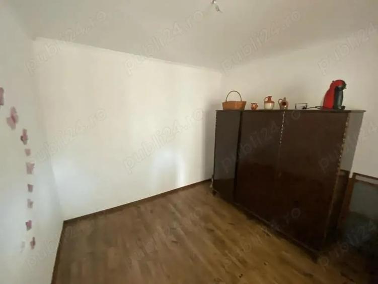 Casă cu 2 camere cu Teren 500 Mp în Turnu Măgurele