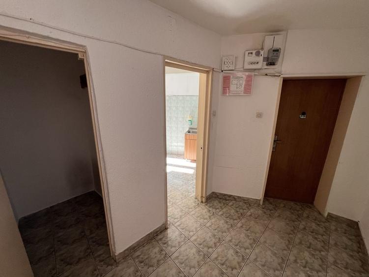 Apartament cu 2 camere decomandat în Obor