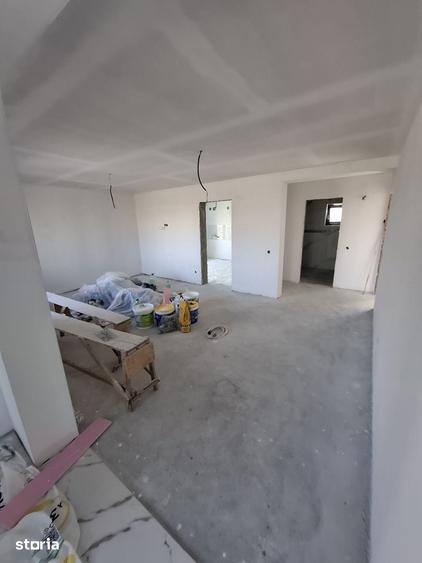 Casă cu 2 camere cu Teren 425 Mp în Holboca