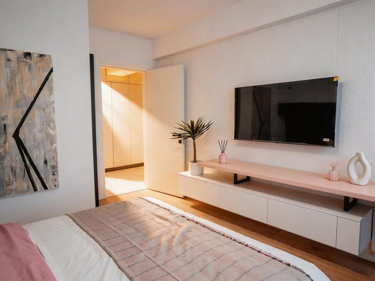 Apartament cu 2 camere decomandat în Theodor Pallady
