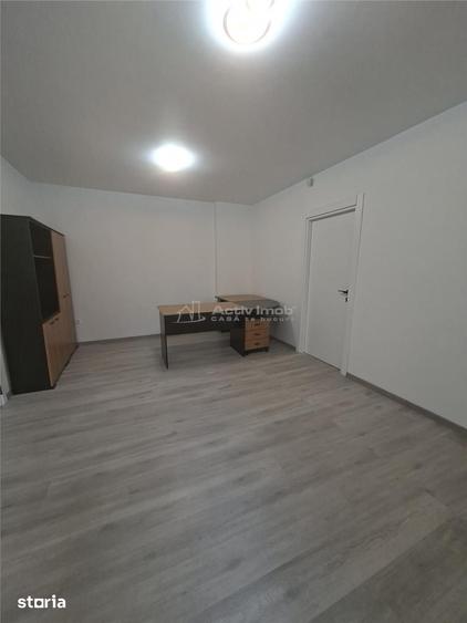 Spațiu comercial, de 70 mp, în Trei Stejari