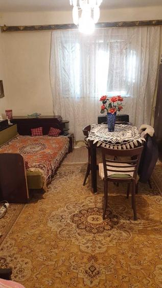 Casă cu 3 camere în Central