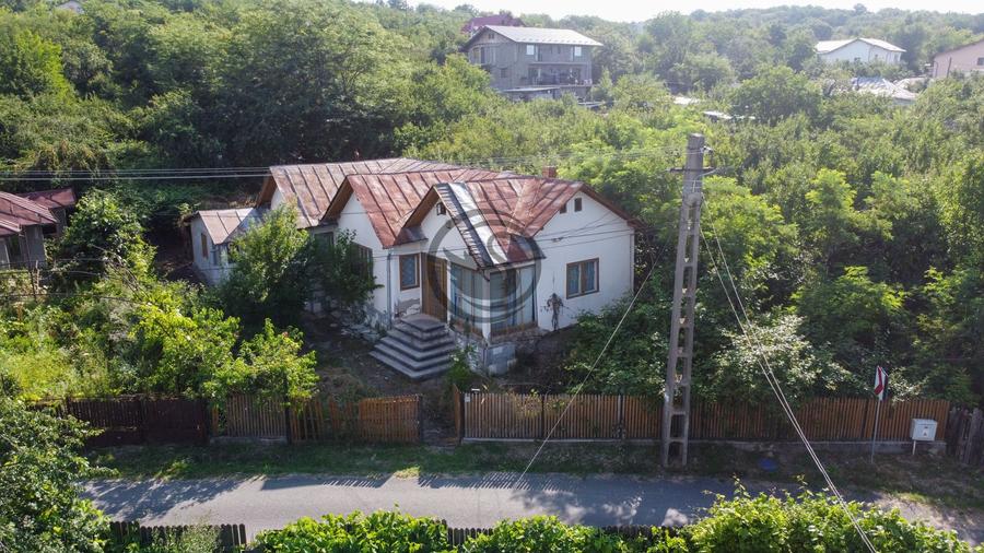 Casă individuală cu 5 camere cu Canalizare în Găgeni