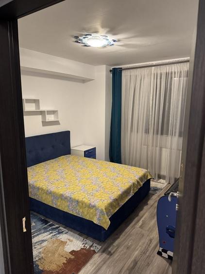 Apartament cu 3 camere în Palazu Mare
