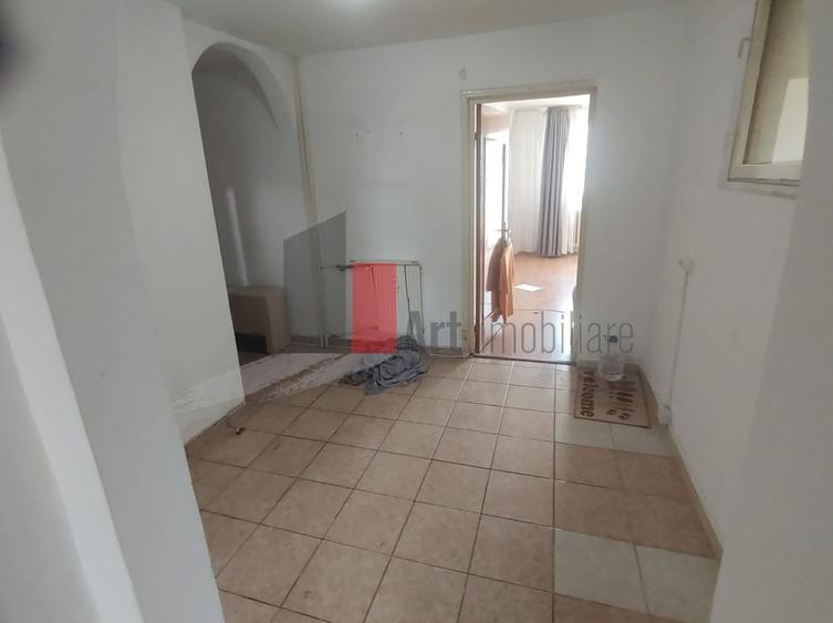 Apartament cu 2 camere decomandat în Lujerului