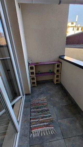 Apartament cu 2 camere semidecomandat, mobilat în Central
