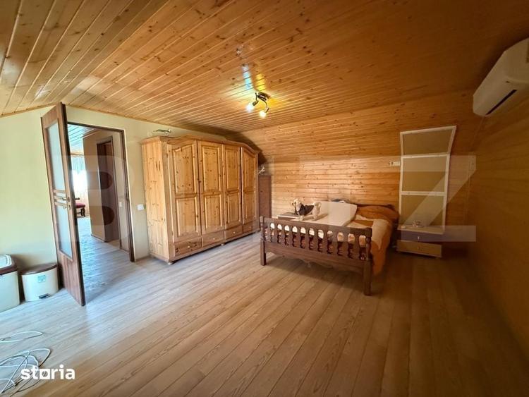 Casă cu 6 camere cu Teren 748 Mp în Cârcea