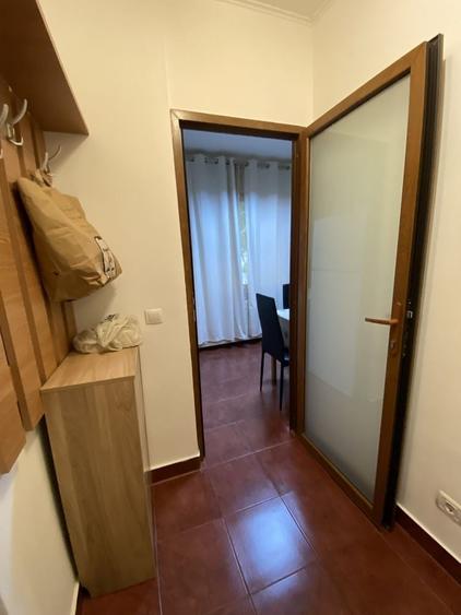 Garsonieră decomandată în Berceni