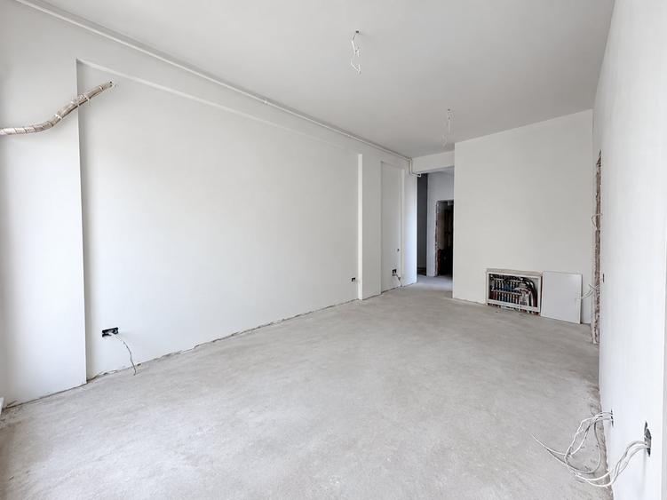 Apartament cu 2 camere semidecomandat în Eminescu