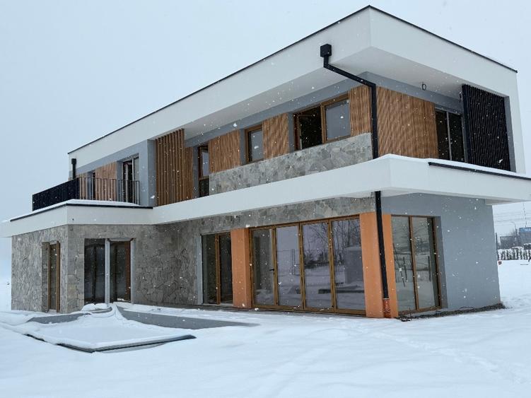 Casă individuală cu 4 camere cu Teren 550 Mp în Apahida