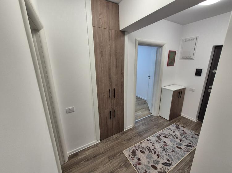 Apartament cu 2 camere decomandat în Sânpetru