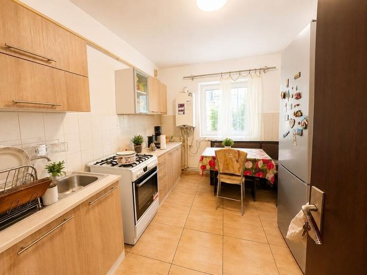Apartament 4 camere decomandat, 75 mp utili, etaj 2, loc de parcare Str. Ardealului, Slobozia - 4