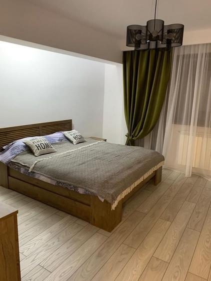 Apartament cu 2 camere decomandat în Faleză