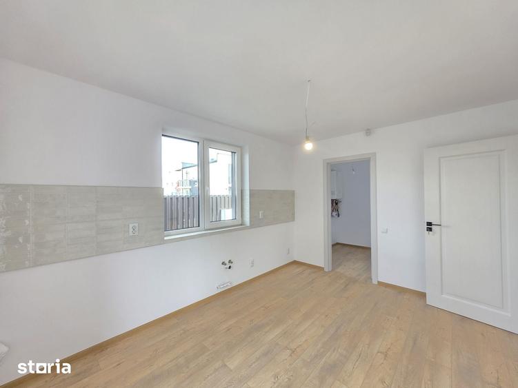 Casă cu 4 camere cu Teren 300 Mp în Sânpetru