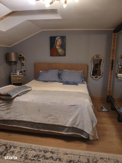 Casă cu 5 camere cu Teren 1500 Mp în Drajna