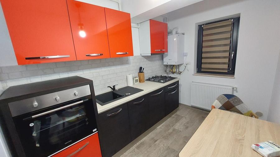Apartament cu 2 camere decomandat în Ultracentral