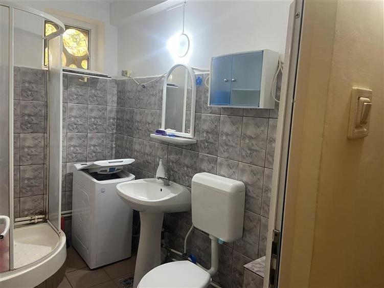 Apartament cu 2 camere nedecomandat, mobilat în Gară