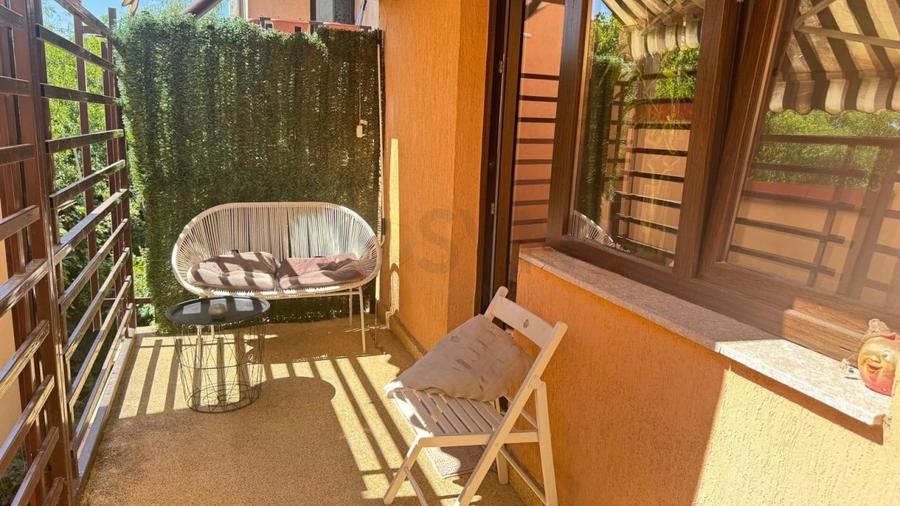 Apartament cu 3 camere decomandat, mobilat în Băneasa