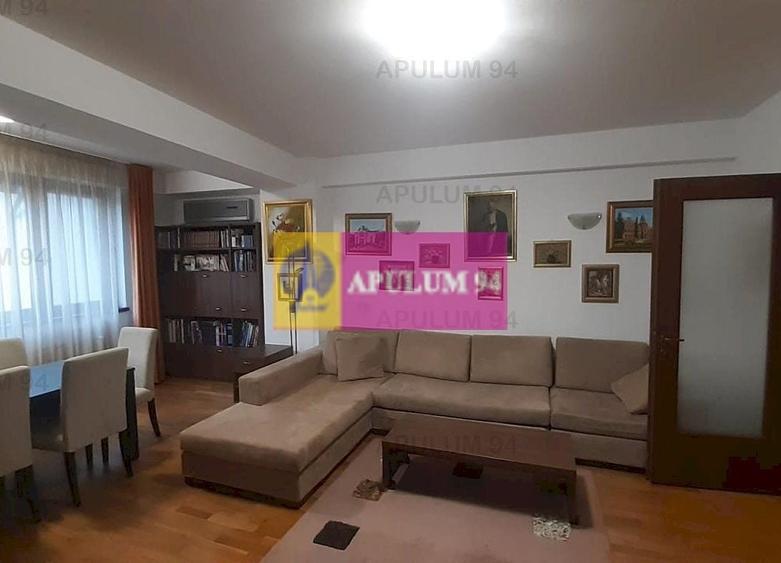 Apartament cu 3 camere decomandat, mobilat în Băneasa