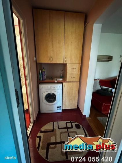 Apartament cu 2 camere semidecomandat în Sârbi