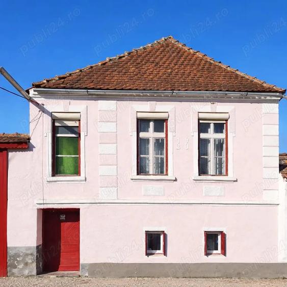 Casa de vanzare cu teren generos-ideala pentru locuinta sau casa de vacanta,aproape de Sighisoara - 1