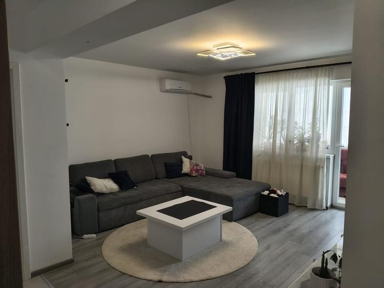 Apartament cu 2 camere decomandat, mobilat în Nord-Vest