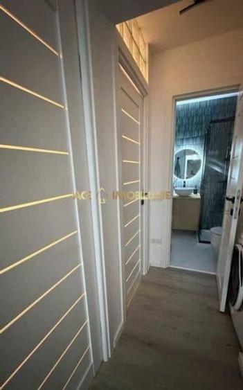 Apartament cu 4 camere decomandat, mobilat în Ștefan cel Mare