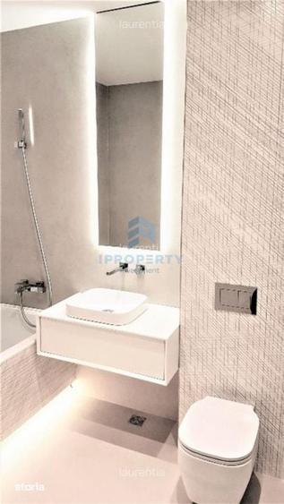 Apartament cu 4 camere, mobilat în Central