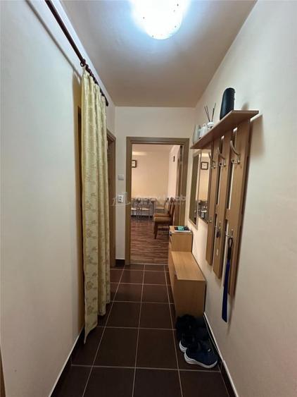 Apartament cu 2 camere semidecomandat în Luncă