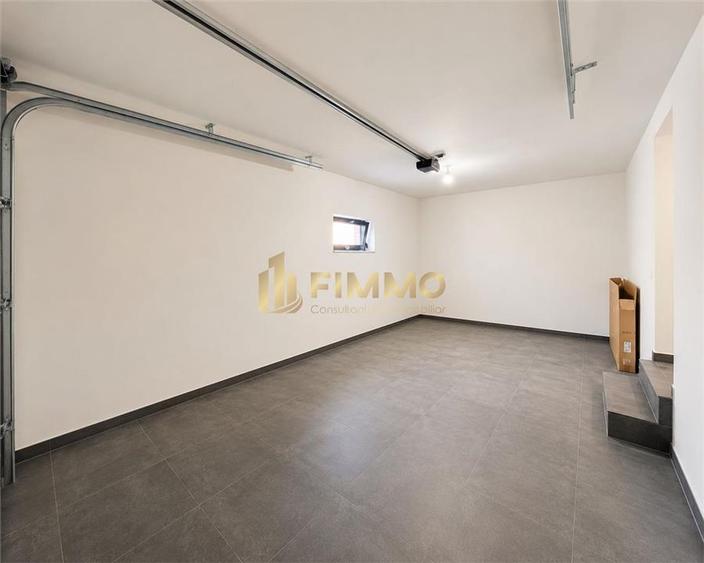 Casă individuală cu 4 camere cu Teren 950 Mp în Exterior Sud