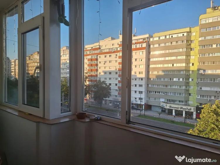 Apartament cu 3 camere decomandat în Unirii Nord